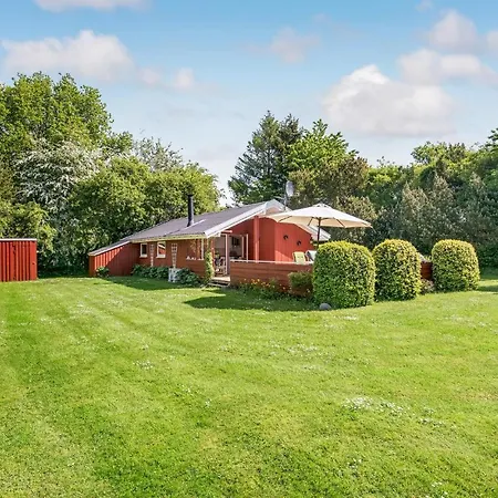 Holiday home Paradiset